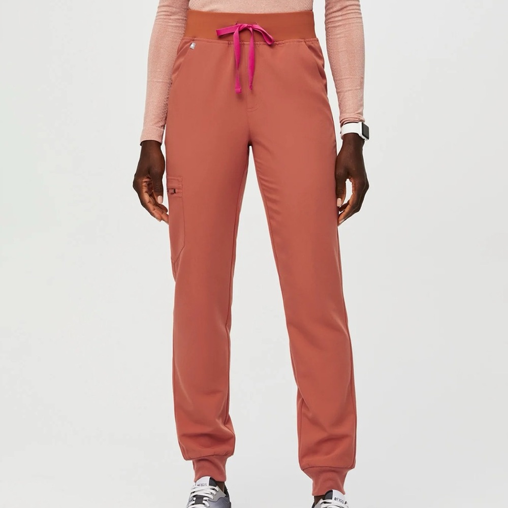 Figs terracotta zamora jogger reg rise mid Large pink orange scrubs